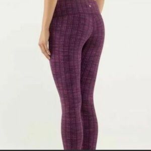 Closet Clear Out Sale! Lululemon Wunder Under Ziggy Wee August Glo VGUC